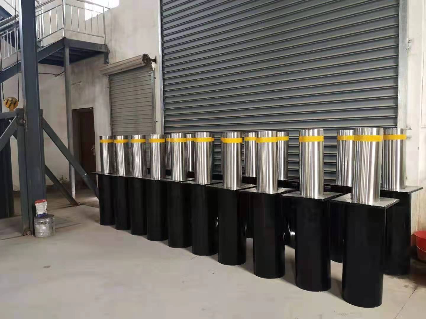 城市管理的灵动之力 升降柱多样化应用研究