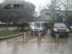 武汉路桩厂家详解 湖北手动升降路桩与防冲撞路桩的选择指南